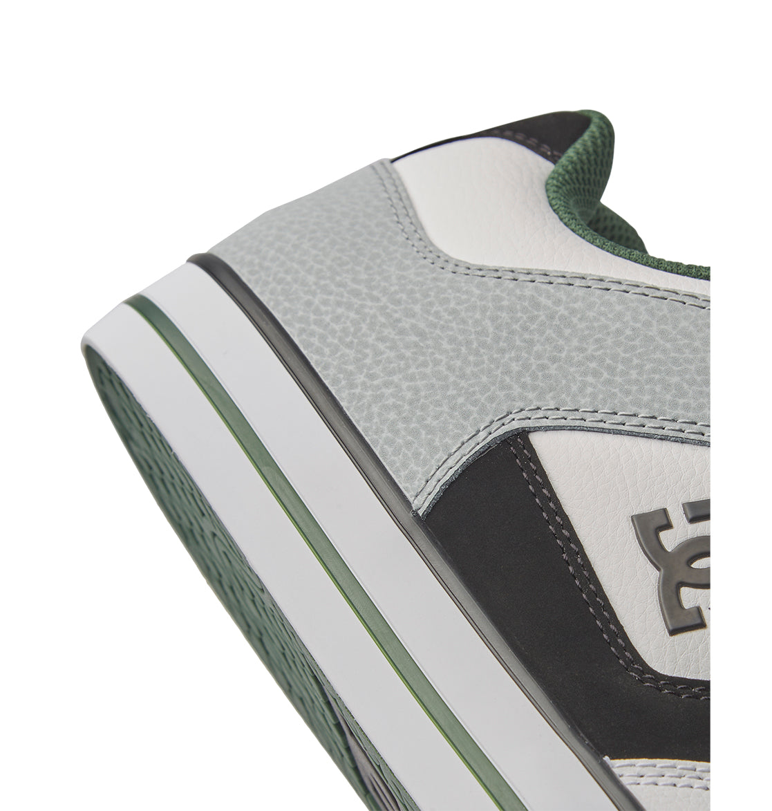 300660_dcshoes_wbn-4.jpg